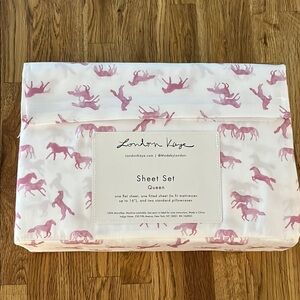 London Kaye Pink Horse Print Queen Sheet Set